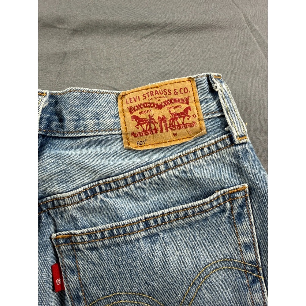 Levis 501 Womens Jeans W24 L30 Lt Wash Distressed Ripped Button Fly 100% Cotton - Picture 6 of 10